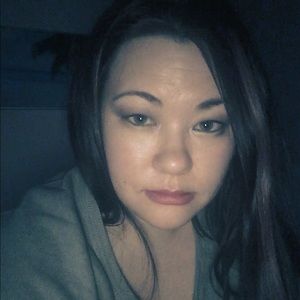 Meet your Posher, Delia